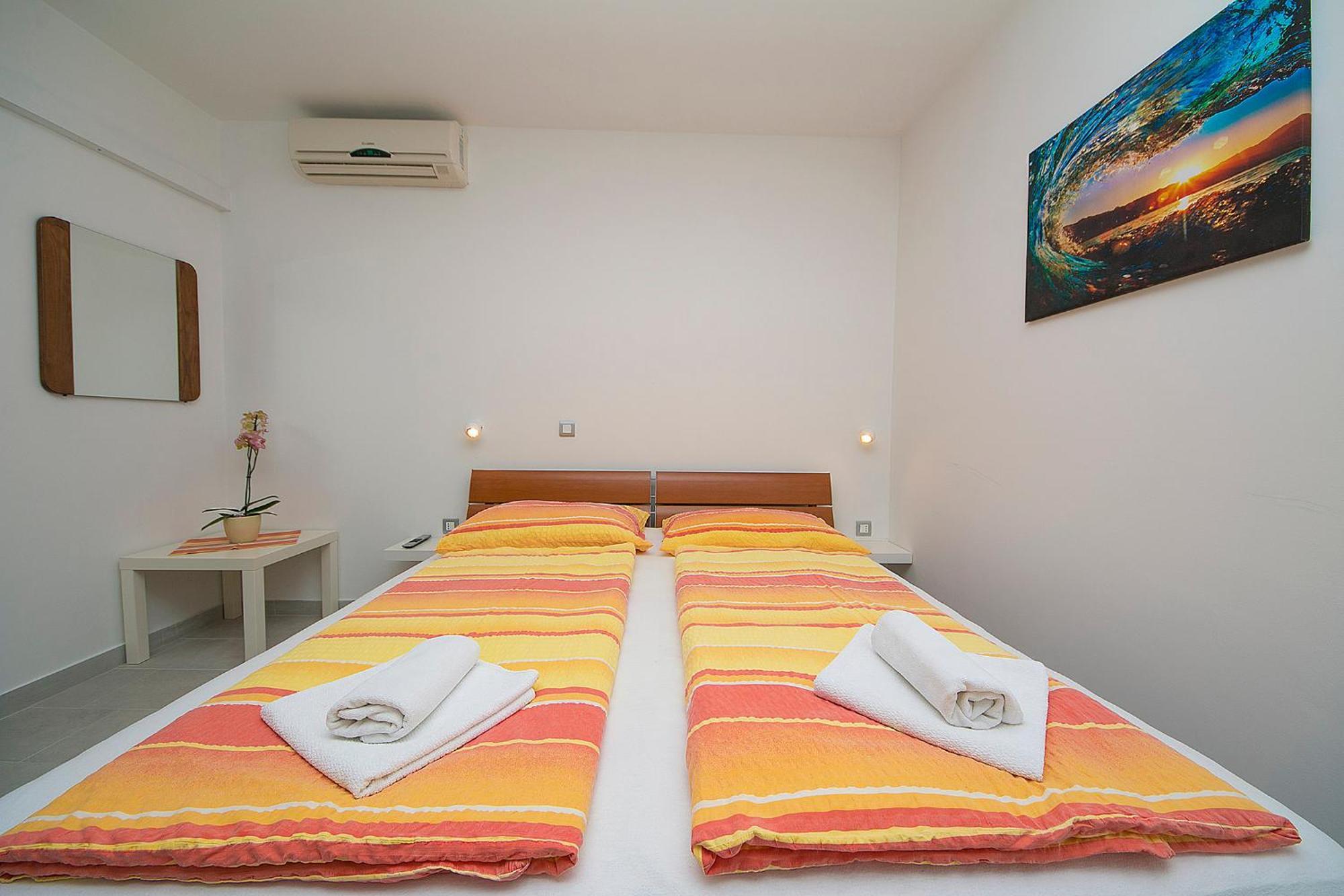 Adria Brela Apartments חדר תמונה